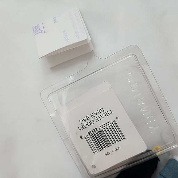 NWT Disneyland New Orleans Square Pirate Goofy Beanie Plush - Picture 12 of 12